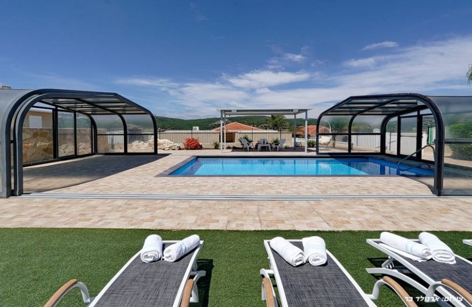 אחוזת שושנים בוטיק