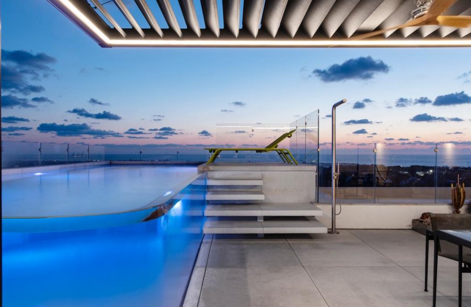 Penthouse Sezz_vila_675_405271_6SCtefZ.jpg