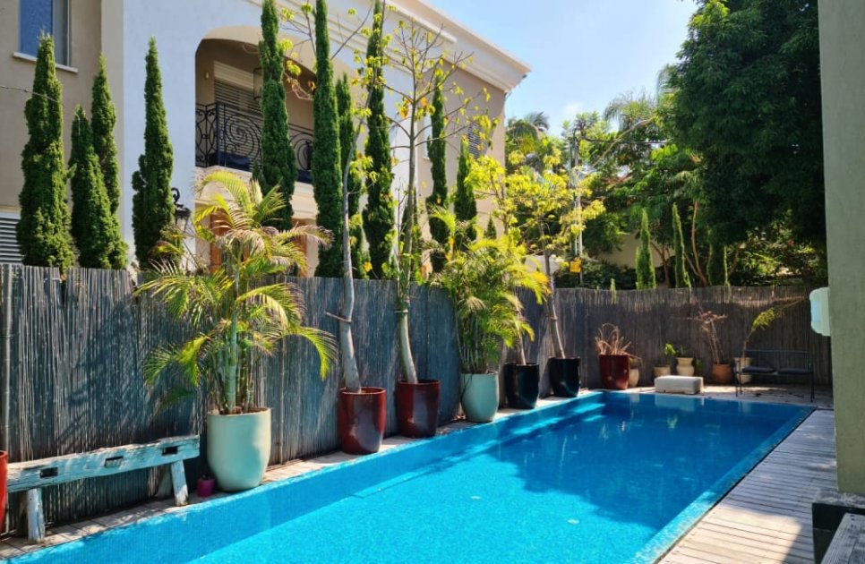 Iris Villa_vila_684_319198_jTZAUpk.jpg