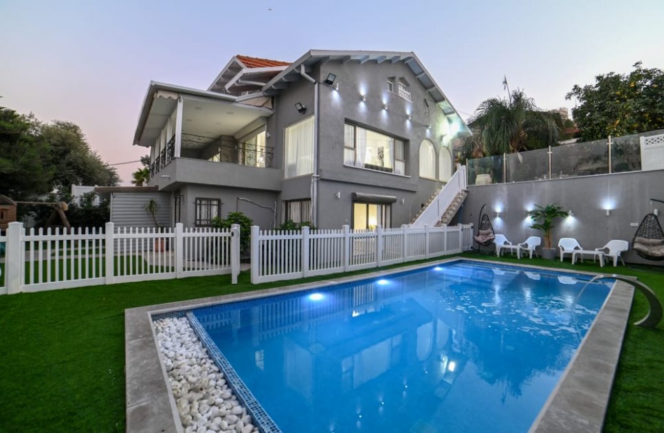 Villa Moriya Kinneret_vila_780_377367_YQyfGZc.jpg