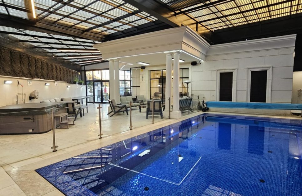 White Palace_vila_992_384363_HgQeFYH.jpg